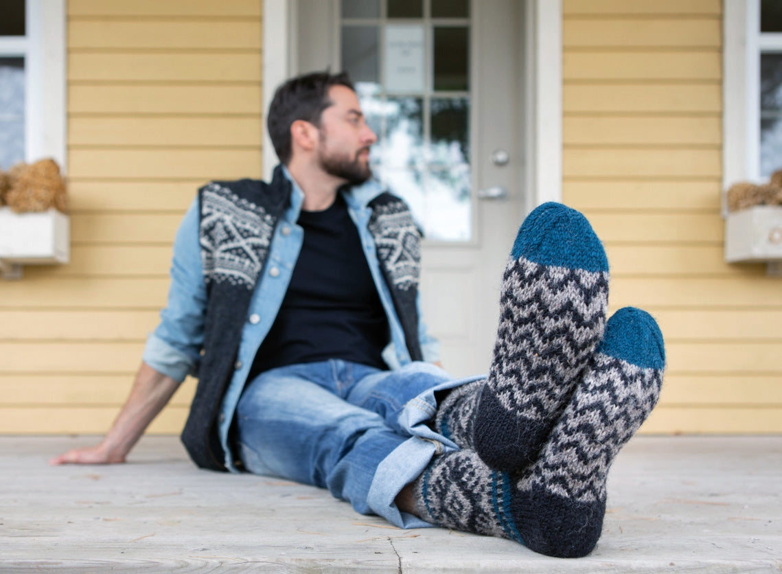 LOST HORIZONS - "LOKEN" Socks