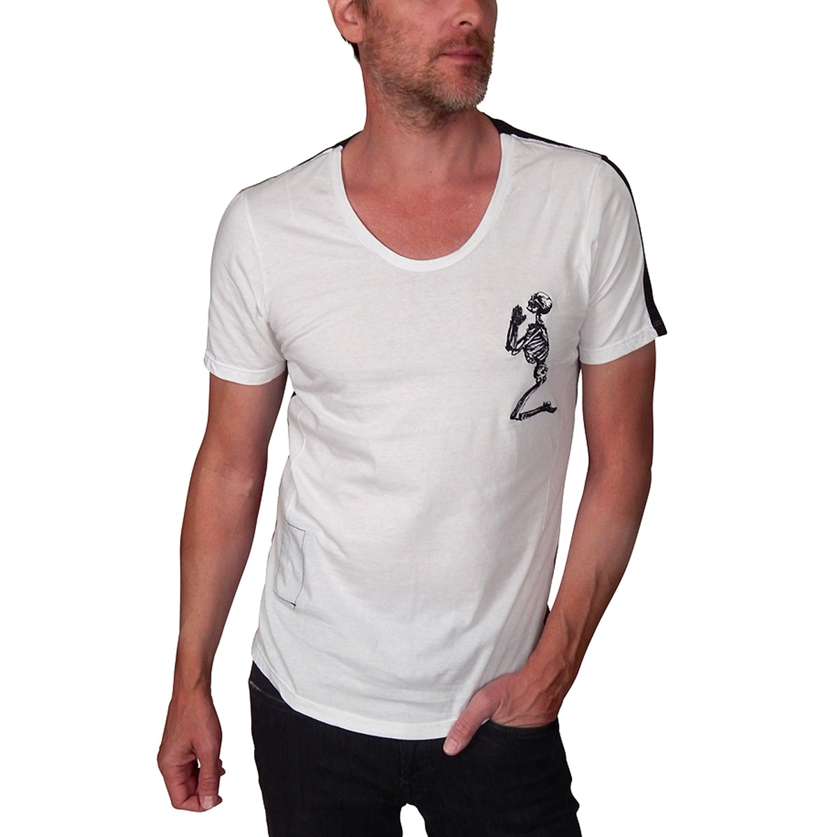 RELIGION - "GRADIENT" SS Deep Crew T-Shirt in Indian Red